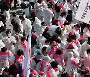 민주노총, 1만명 규모 집회 예고..서울시 금지 통보