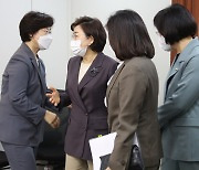 "민주당서 공약 아이디어 요청받아"..선관위, 여가부 조사 착수