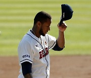 미란다·정해영·전준우 KBO 10월 MVP 경쟁