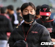 "두산은 강팀, 후회 없는 경기로 보답" 류지현-김현수 출사표