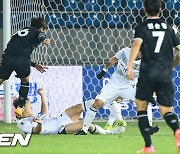 전반 6분만에 선취골 넣는 성남FC 박수일 [사진]