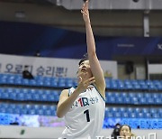 [ST포토] 신지현 '가볍게 올려놓는 레이업슛'