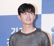 '스폰서' 측 "이지훈 갑질로 작가 교체? 사실무근"