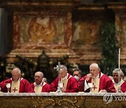 VATICAN POPE MASS