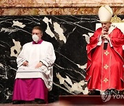 VATICAN POPE MASS