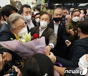 대구 서문시장 찾은 이재명