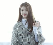 "음원퀸이 돌아왔다"..아이유, 아차랭킹 1위