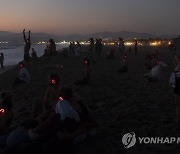 APTOPIX Venice Beach Dancing Photo Gallery