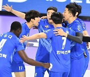 '서재덕 19점' 한국전력, 대한항공 누르고 1라운드 1위 마감