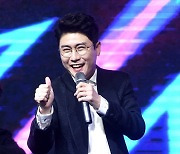 '무혐의' 강조하는 영탁, 사재기로 얻은 인기는 '찐이야' [TEN 스타필드]