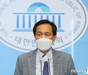 우상호 "윤석열-김종인, 궁합 안맞아..안철수, 미래 없어"