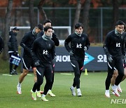 아랍에미리트전 앞두고 훈련 임하는 축구대표팀