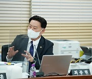 최종현 경기도의원 "장애인 등록차량 외제차 수두룩..전수조사 필요"