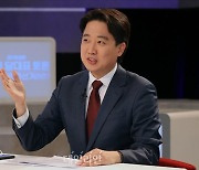 토론 준비하는 이준석 국민의힘 대표