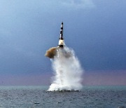 日 "지난달 北 SLBM 발사는 2발 아닌 1발" 결국 정정