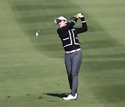 '대세' 박민지 vs '추격' 임희정 KLPGA 여제 향한 최후 결전