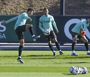 PORTUGAL SOCCER NATIONAL TEAM TRAINING SESSION