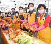 "동호회·동창회는 행사 아닌 사적모임.. 수도권은 10명까지만"