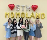 모모랜드, 벌써 데뷔 5주년.."오래 함께해"