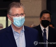 한국 찾은 크리튼브링크 미 동아태 차관보