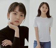 허정은, '순수+청순' 다채로운 매력 담은 새 프로필 공개