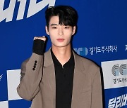 [TEN 포토] 김재운 '잘 부탁드려요'