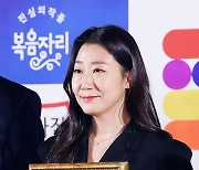 라미란 '조연상에 이어 주연상까지' [EM포토]