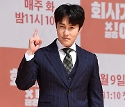 '성매매 이수 옹호' 김동완 "직접 만나 사과하겠다" 대면 토크 제안