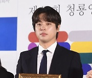 [ST포토] 박정민 '포즈는 자연스럽게'