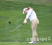 유해란, KLPGA 시즌 최종전 1R 단독 선두