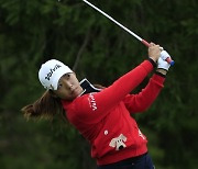 힘든 시즌 끝에 초심으로 돌아간 이미향 '샷이글에 코스레코드' [LPGA]