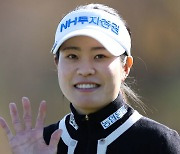 박민지, KLPGA 상금왕 · 다승왕 · 대상 3관왕 확정