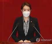 고민정 "모교 평가절하 아냐..당시 겪은 현실 얘기한 것"