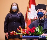 POLAND UNIVERSITY HONORIS CAUSA