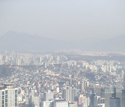 서울 등 수도권 초미세먼지 주의보.."외출 자제하세요"