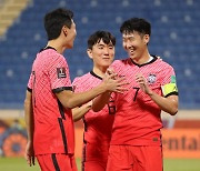 한국 축구, FIFA 랭킹 33위로 상승..아시아 3위