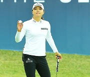 고진영의 반격, LPGA 최종전 2R 공동 9위..선두와 6타 차