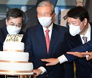 윤석열, 김종인 만나 선대위 논의.."구성 특별한 이견 없어"