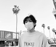 V from LA "It's been a long long time" 방탄소년단 뷔, LA에서 보낸 안부