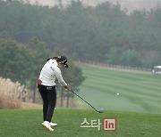 [포토]박현경 '광야를 향한 티샷'