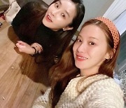 '강타♥' 정유미, 유인영과 '예쁜 애 옆 예쁜 애' 인증.. 미녀들의 만남
