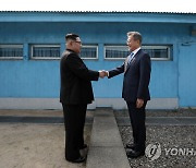 [김정은 집권 10년] ③ '혹시 다를까' 기대 무색..제자리 남북관계