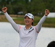 고진영, LPGA 최종전 우승.. 세계1위 꺾고 올해의 선수·상금왕 차지