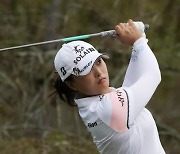 고진영, LPGA 투어 CME그룹 챔피언십 우승..상금왕·올해의 선수 차지