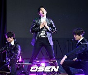 SF9 인성, '무대 위 주인공' [사진]