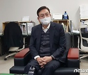 '충북 정치 1번지' 청주 상당 재선거 정우택 '우세'