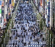 '도쿄 신규확진 5명' 미스터리..'델타 자멸설'에 술렁이는 日