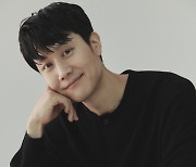 [단독] '믿보배' 정우, '멘탈코치 제갈길' 주인공