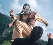 조한선 '타이거마스크' 12월 개봉..해외 히어로와 차별화 '태껸'
