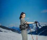 [★화보] '김우빈♥' 신민아, 스키장에 간 우아한 여성